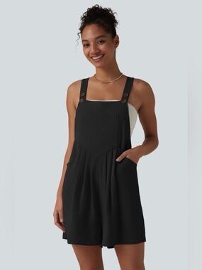 Halara Black Pleated Shortalls Romper L Square Neck Pocket Resort Casual Casual
